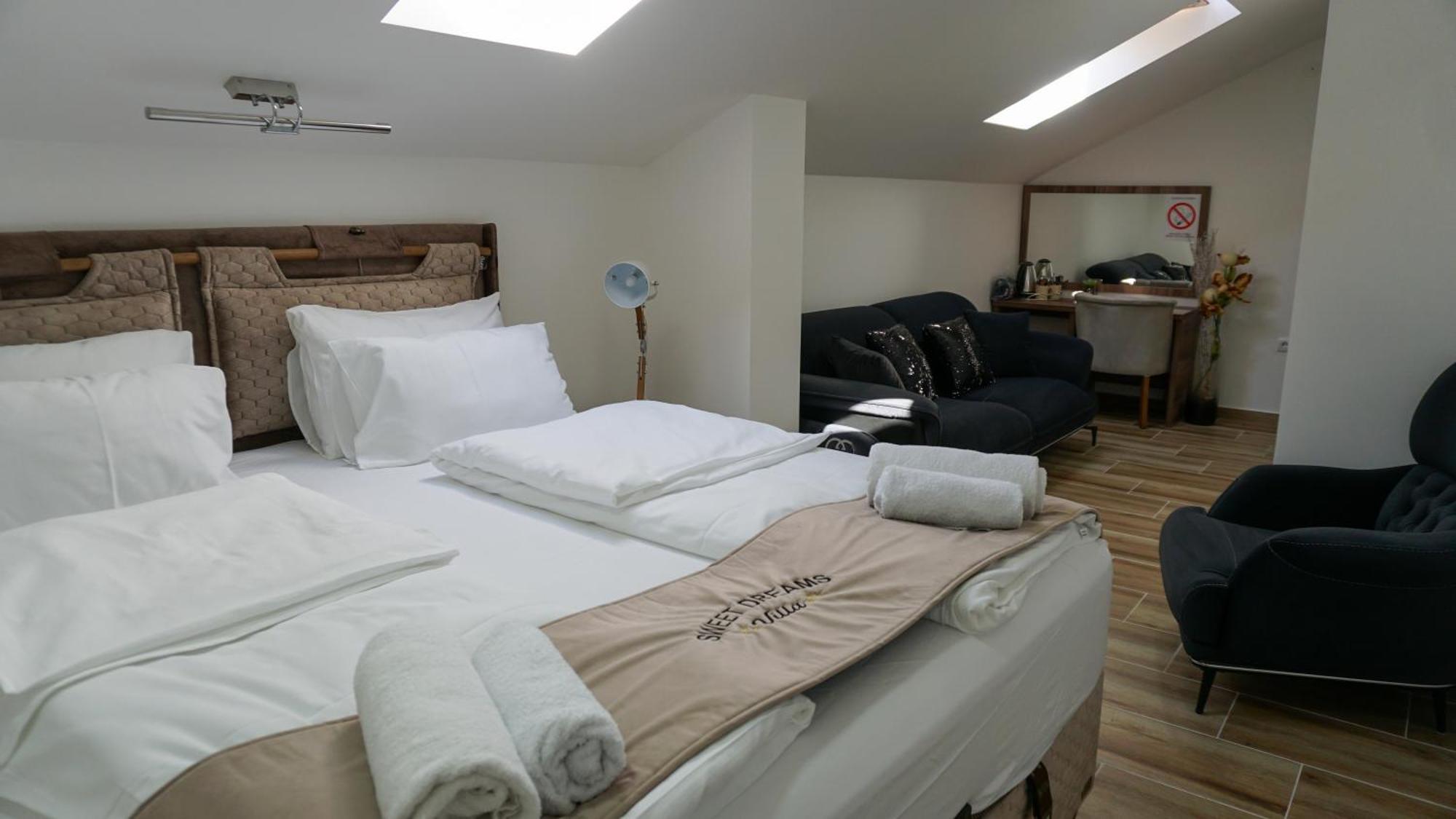 Villa Sweet Dreams โนวีซาด ภายนอก รูปภาพ