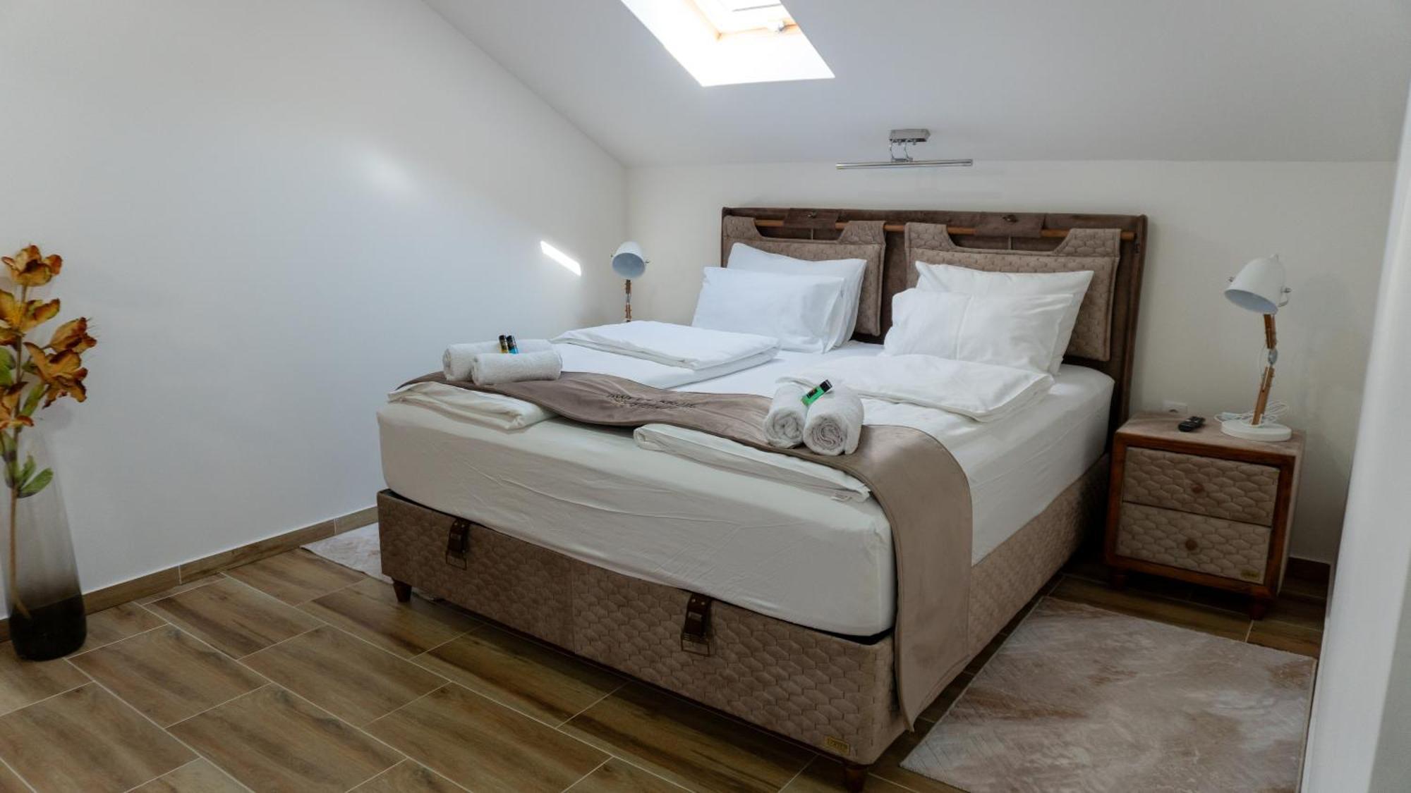 Villa Sweet Dreams โนวีซาด ภายนอก รูปภาพ