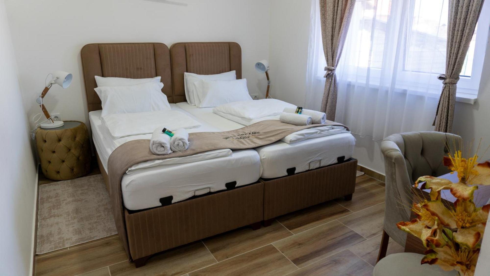 Villa Sweet Dreams โนวีซาด ภายนอก รูปภาพ