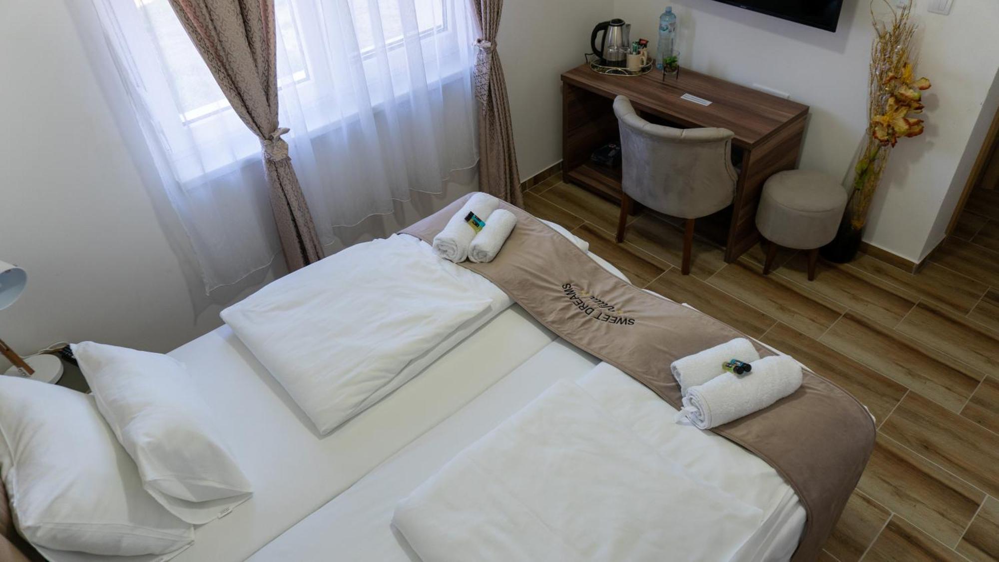 Villa Sweet Dreams โนวีซาด ภายนอก รูปภาพ