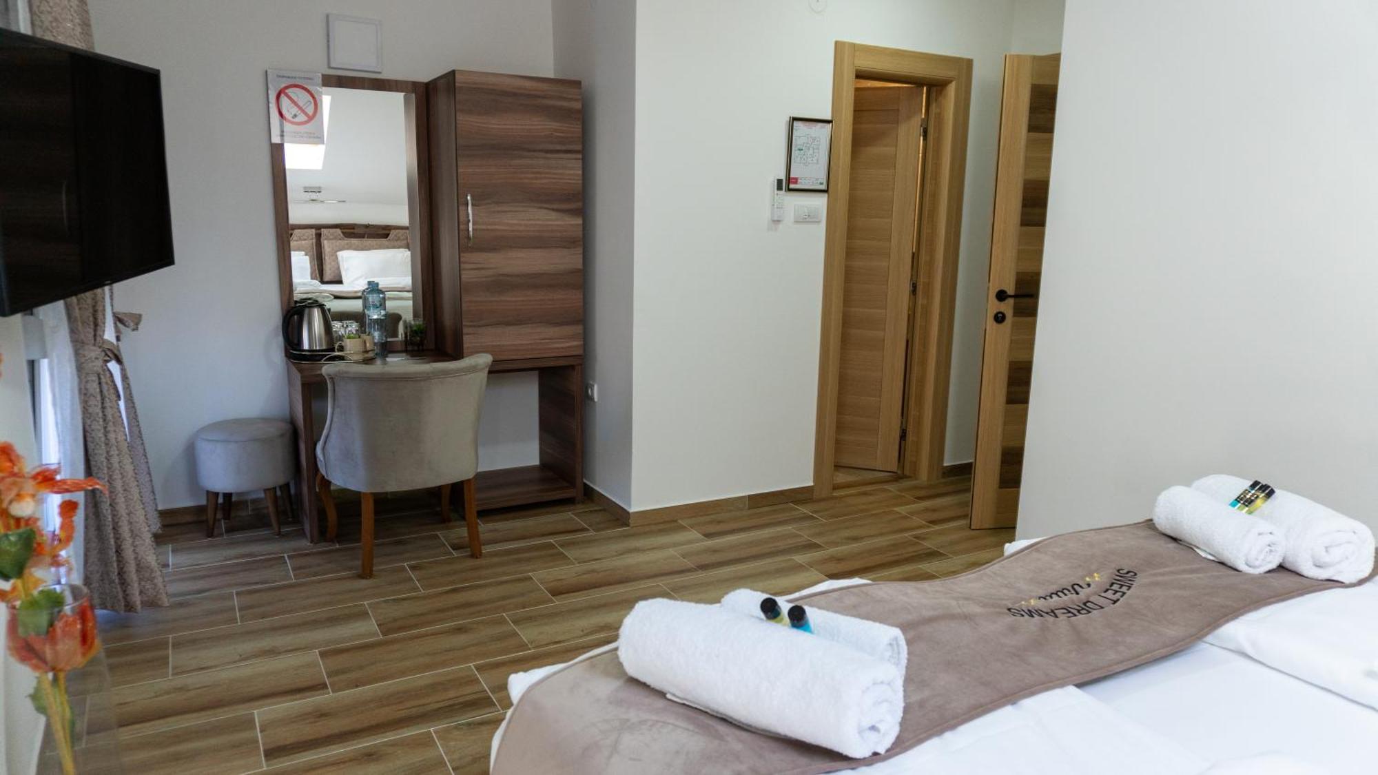 Villa Sweet Dreams โนวีซาด ภายนอก รูปภาพ
