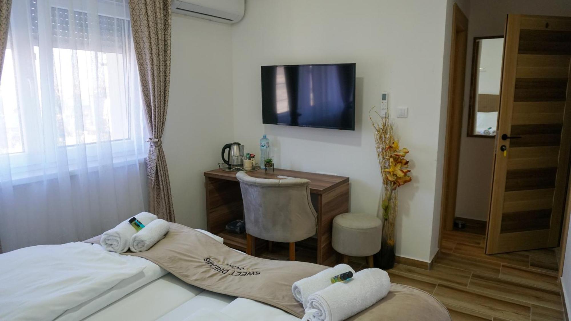 Villa Sweet Dreams โนวีซาด ภายนอก รูปภาพ