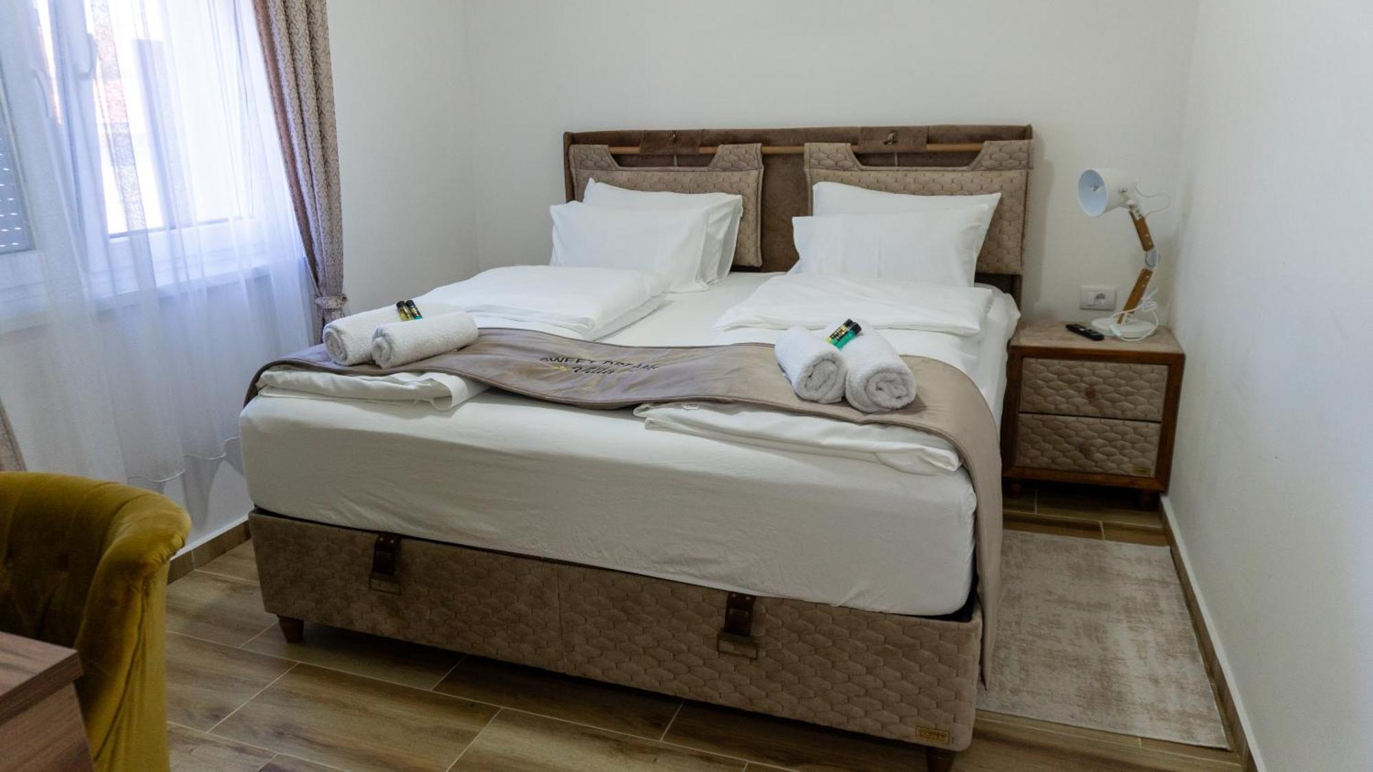 Villa Sweet Dreams โนวีซาด ภายนอก รูปภาพ